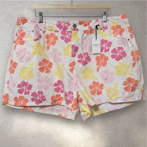 NWT Forever 21 High Rise Multicolor Hibiscus Tropical Floral Print Shorts 18
